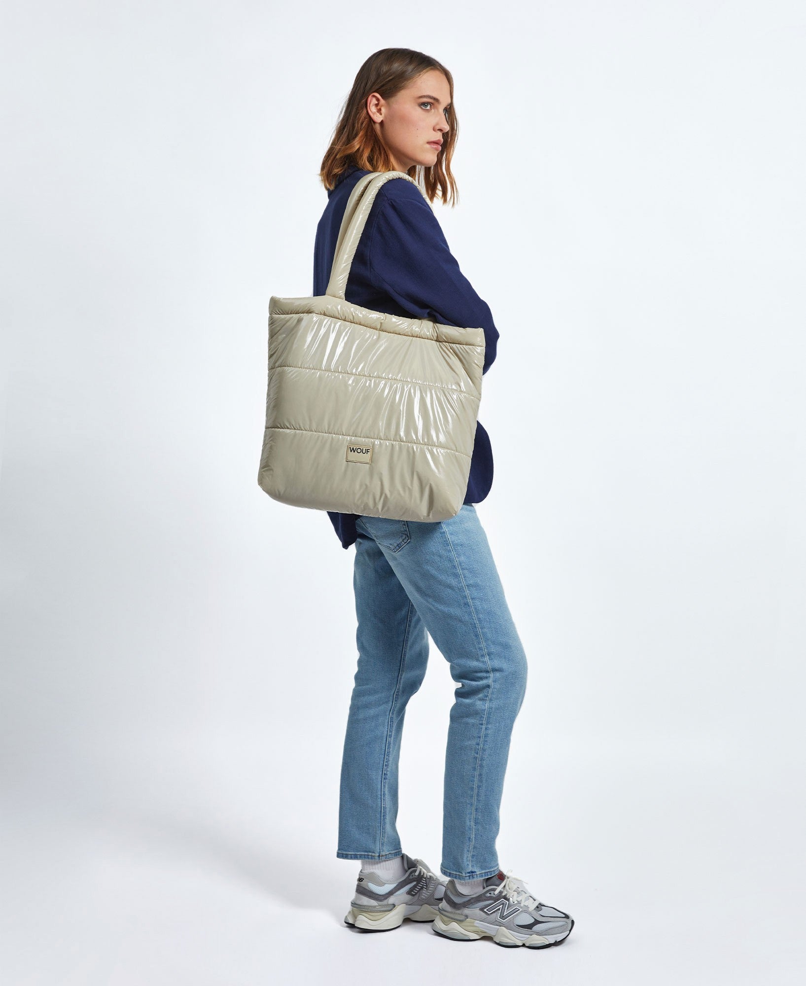 Everyday Essentials – Women Wearing Lightweight Bag